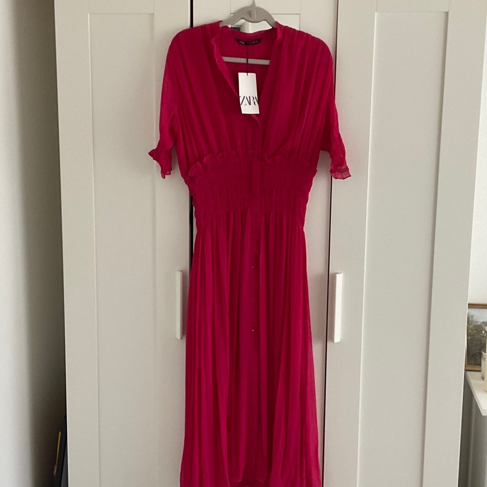 Zara Women's Fuchsia Midi Dress